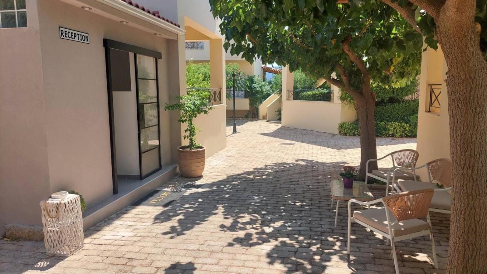 Miramar Complex - Korfos Villa Buitenkant foto