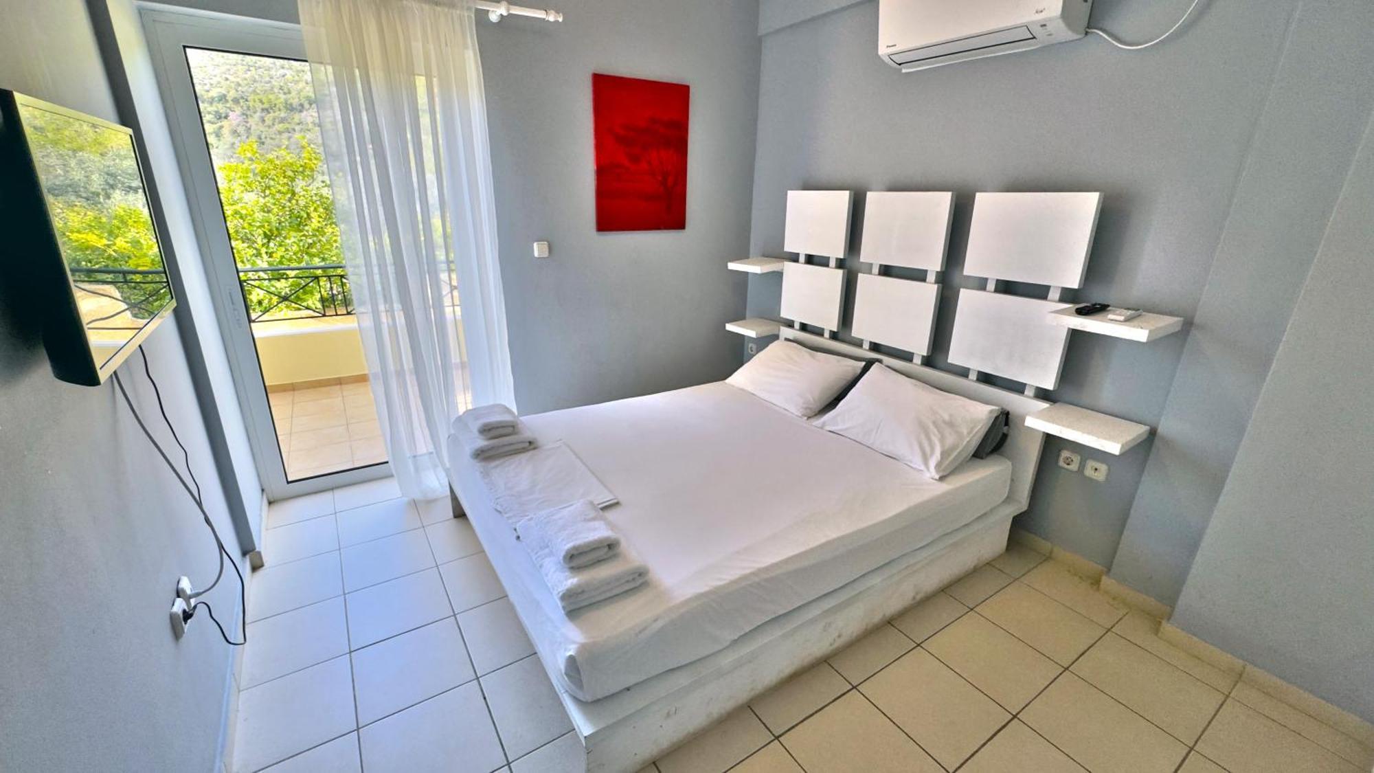 Miramar Complex - Korfos Villa Buitenkant foto